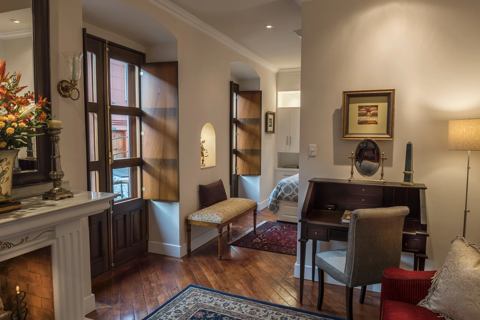Las Agustinas suite, photograph 2