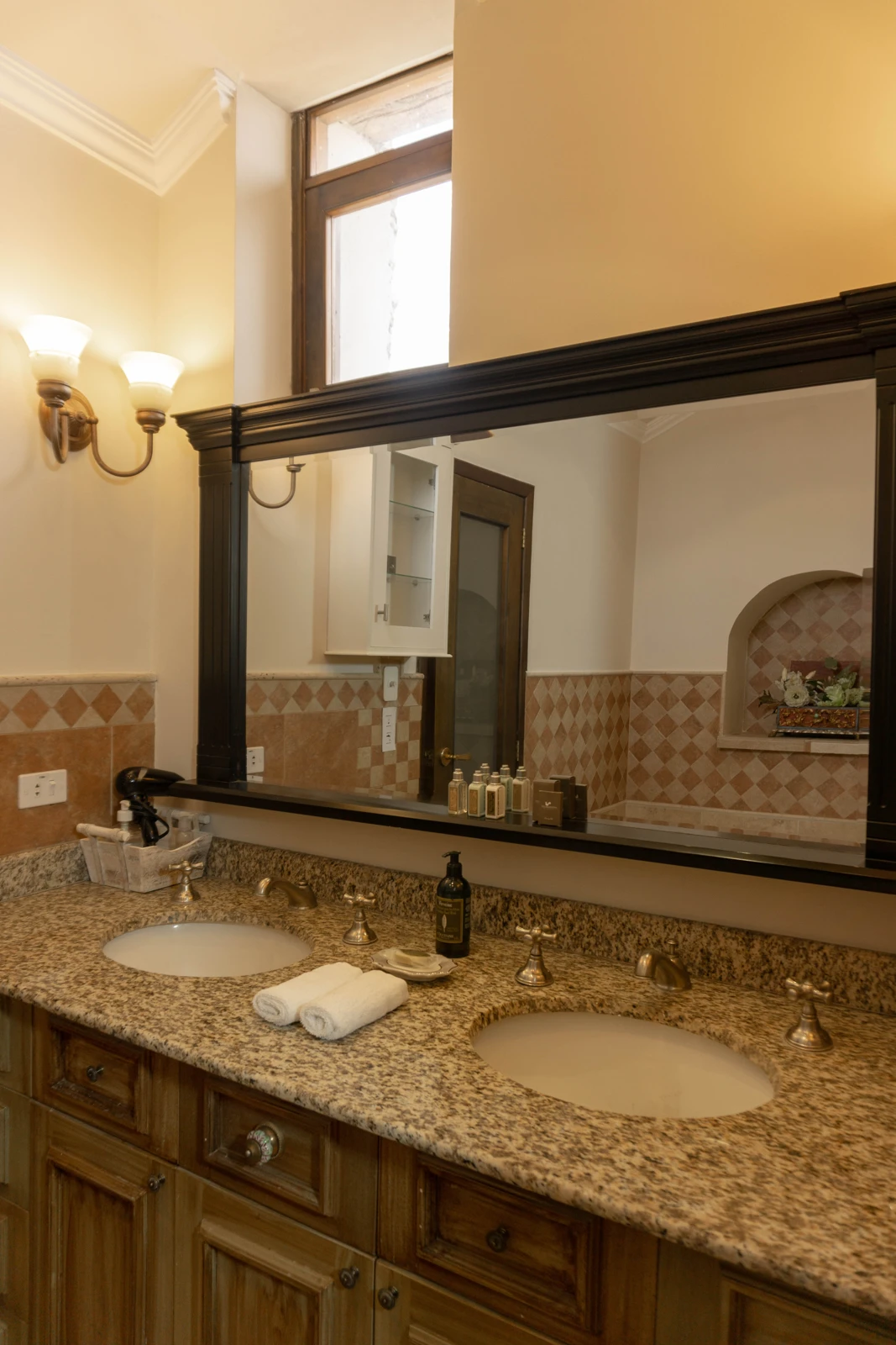 San Francisco suite, photograph 3