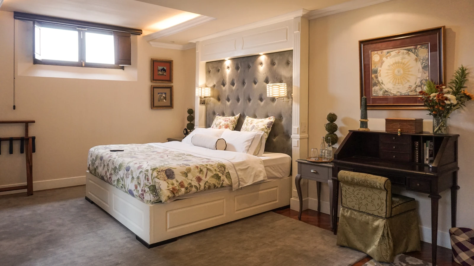Santa Bárbara suite, photograph 1